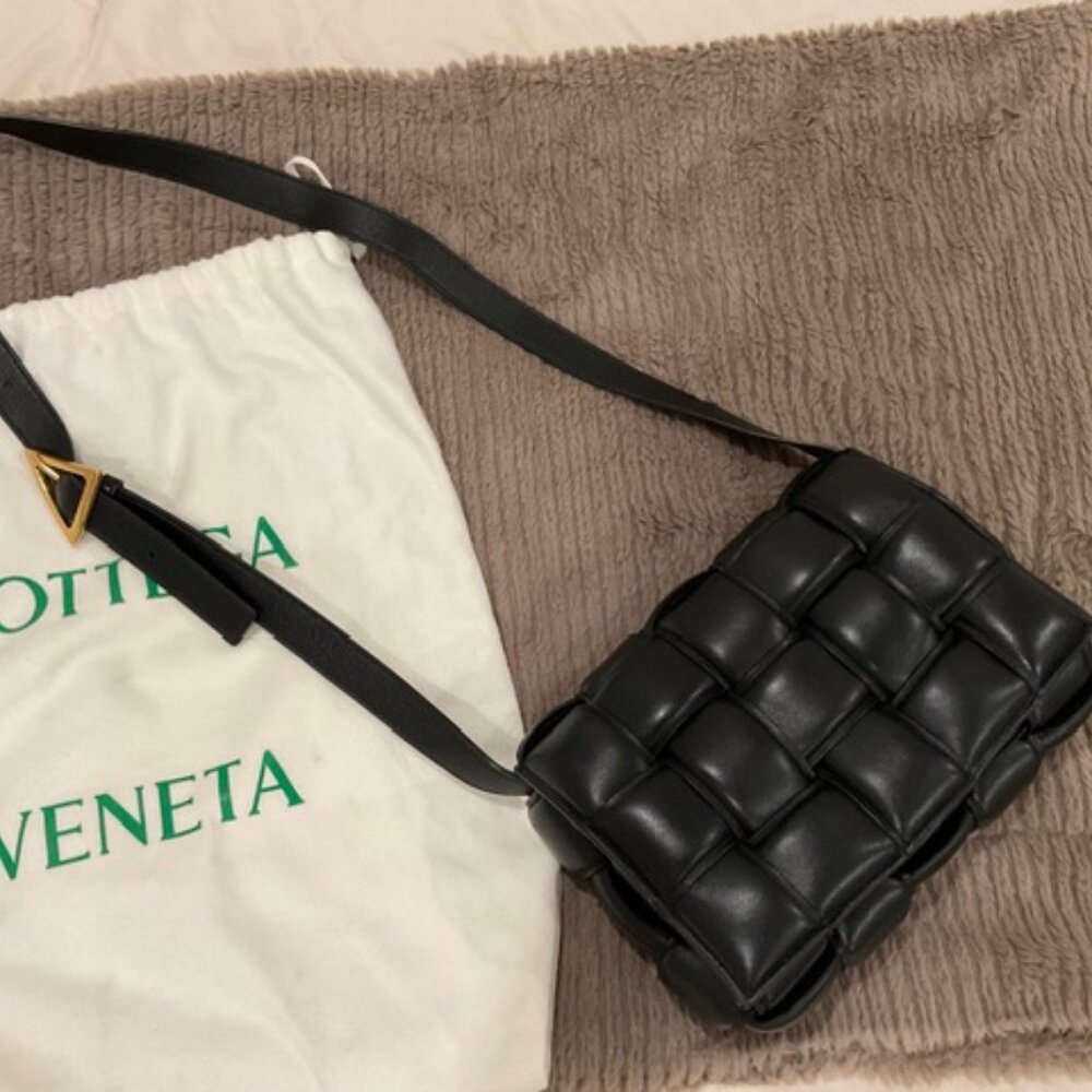 Botegga Veneta PADDED CASSETTE in excellent condition - Picture 6 of 9